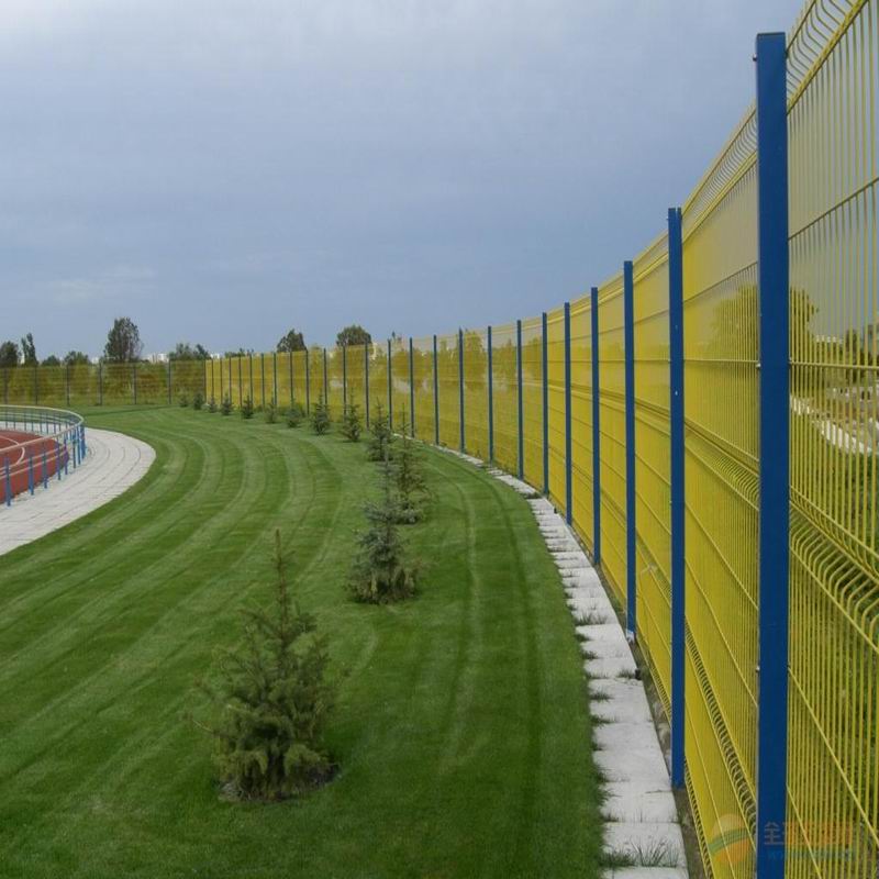 学校体育场围墙围网