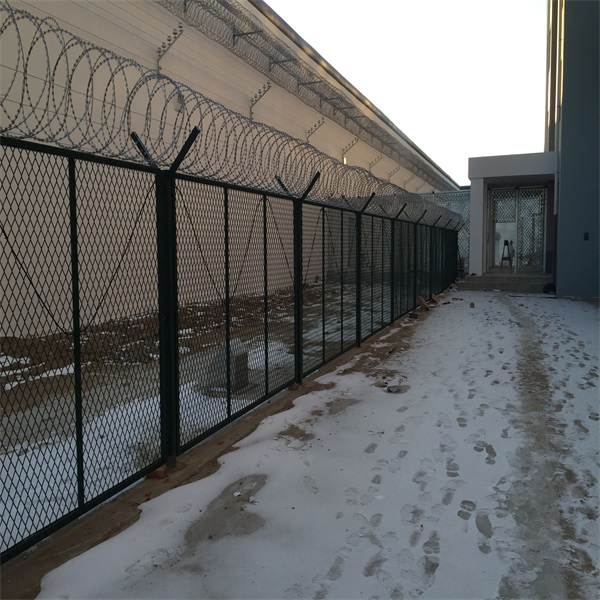 监狱焊接网钢网墙