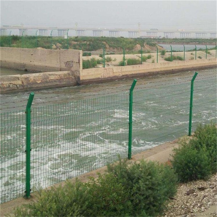 河岸防护围栏